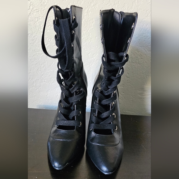 Poster GRL Boho Grunge Embroidered Rose Heels Boots, size 6 - Picture 3 of 9